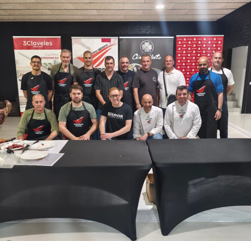 Curso intensivo de corte de jamón ibérico impartido por maestros cortadores profesionales en La Rioja